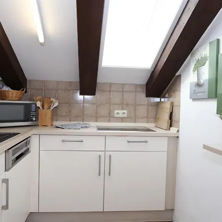 Ferienwohnung Alpspitznest * 加爾米施-帕滕基興
